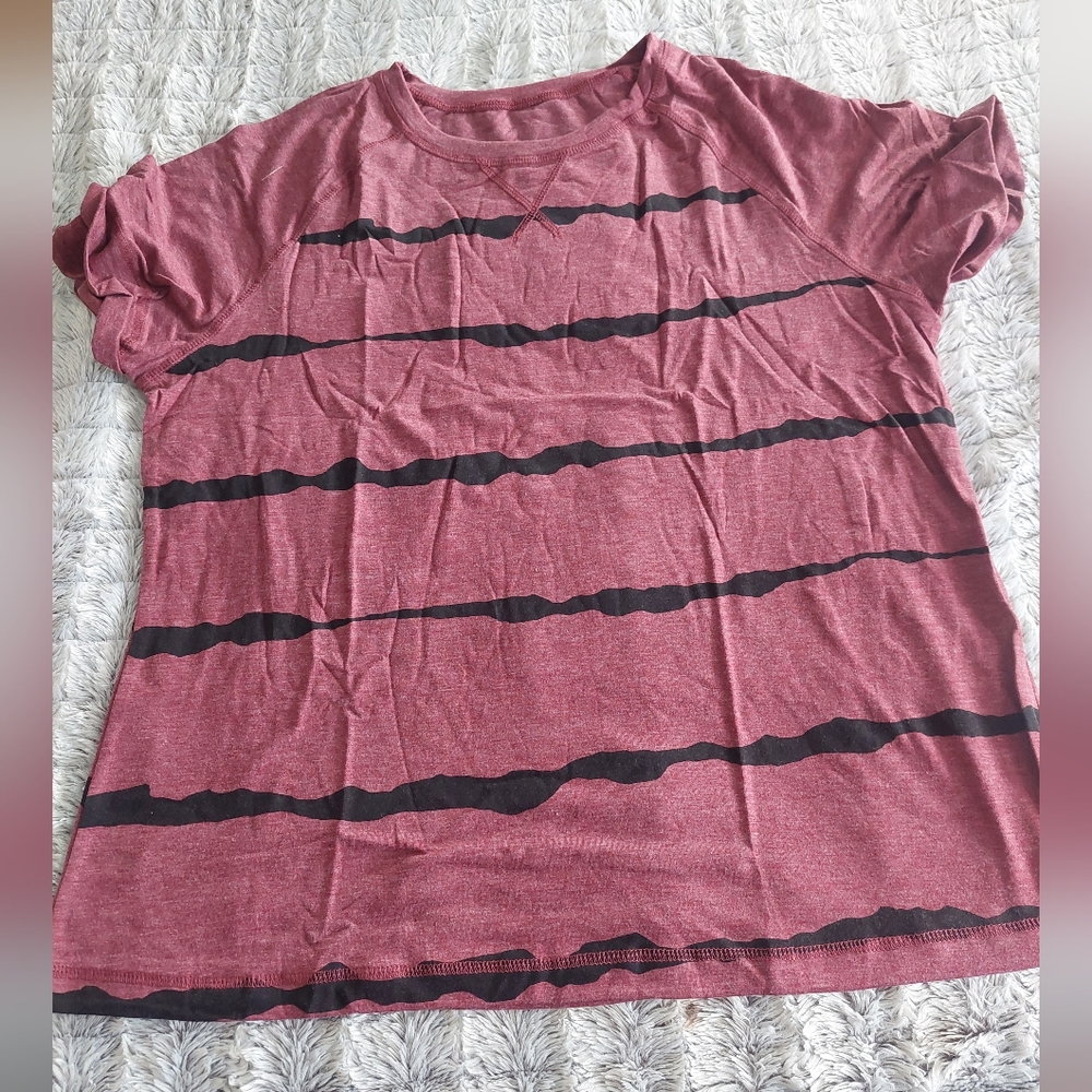 Nwt striped tee with rolled sleeves size XL